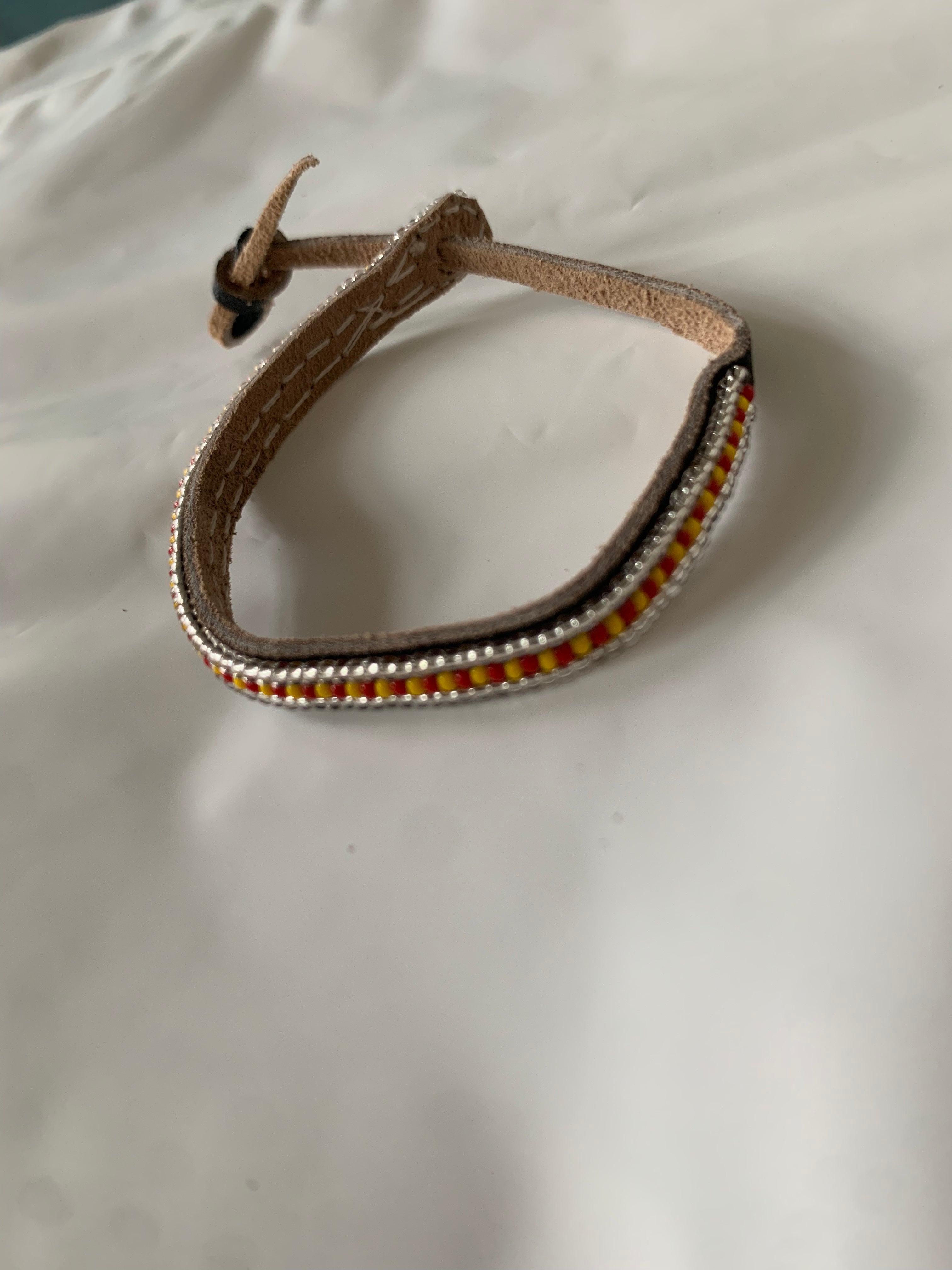 Armband silver/red&yellow long stripes