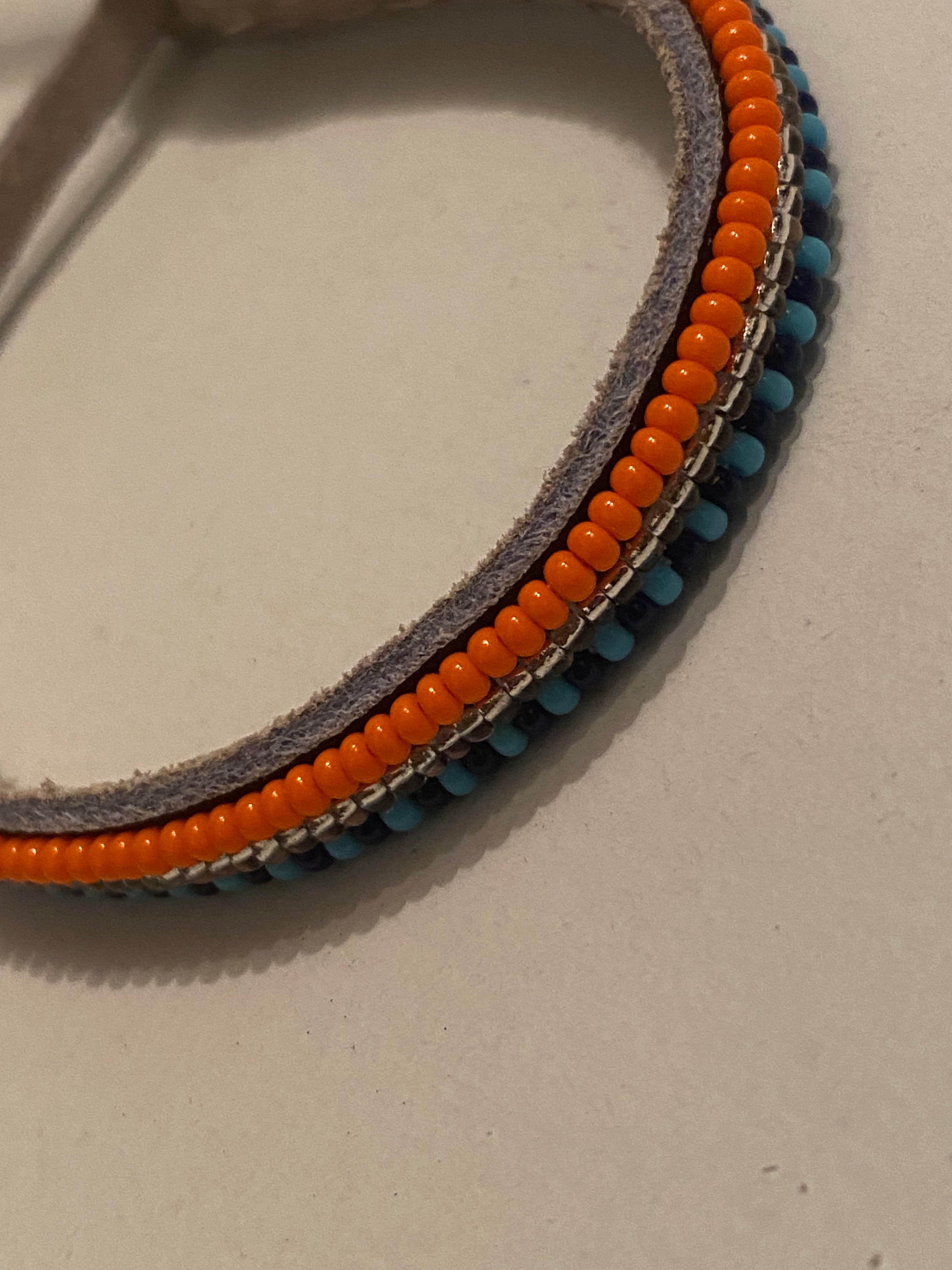 Armband orange/silver/light blue &dark blue long stripes